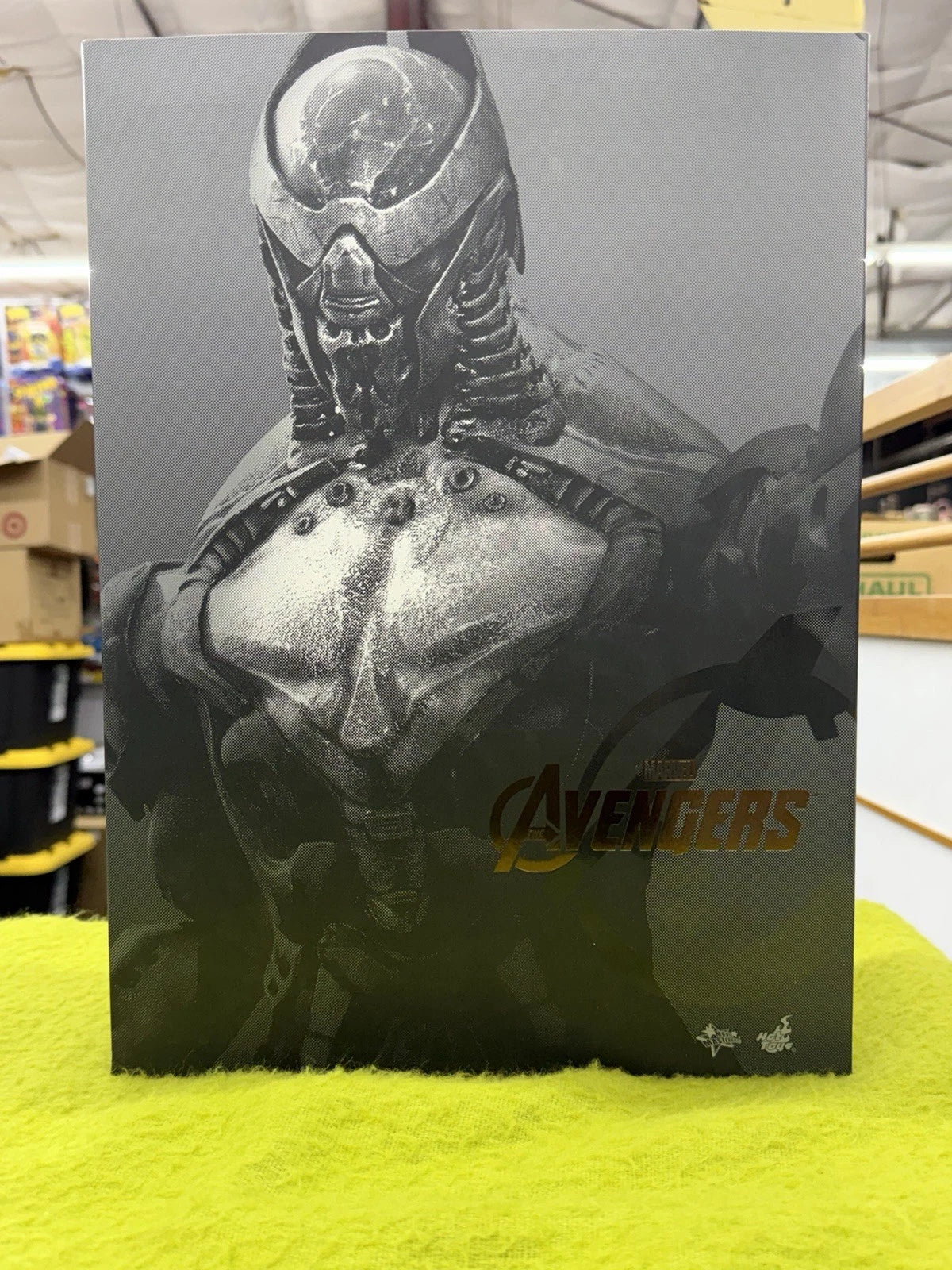 Hot Toys Chitauri Footsoldier MMS226 Marvel Avengers 1/6