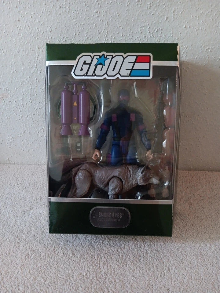 Snake Eyes 7" action figure with Timber 2022 Super 7 GIJoe