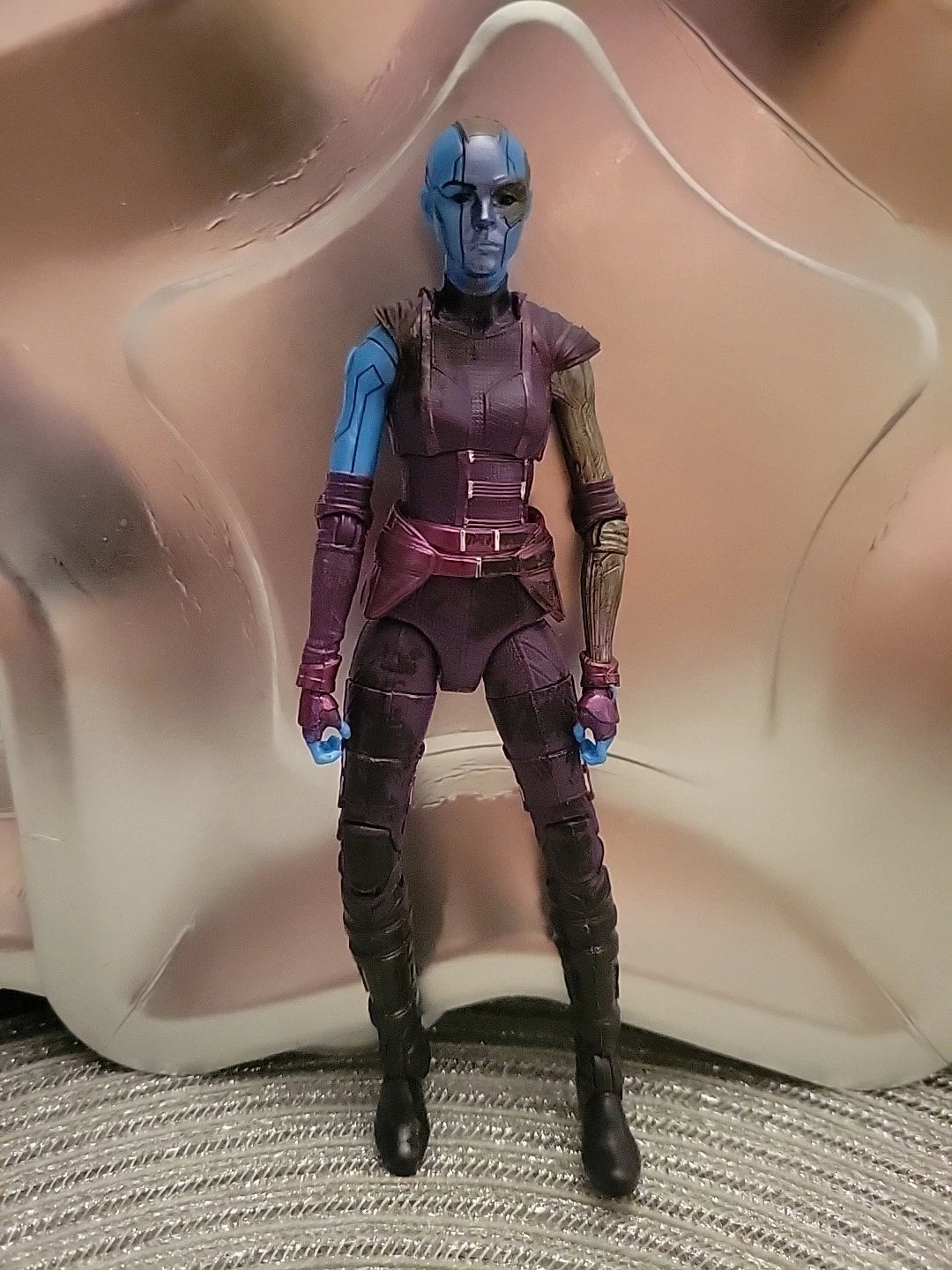 Hasbro Guardians of the Galaxy Vol. 2 Marvel Legends Mantis Series Nebula