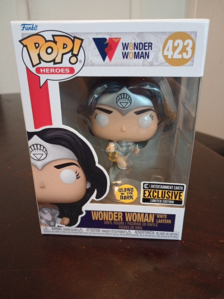 Funko Pop! Vinyl: DC Comics - Wonder Woman White Lantern (Glows in the Dark)...
