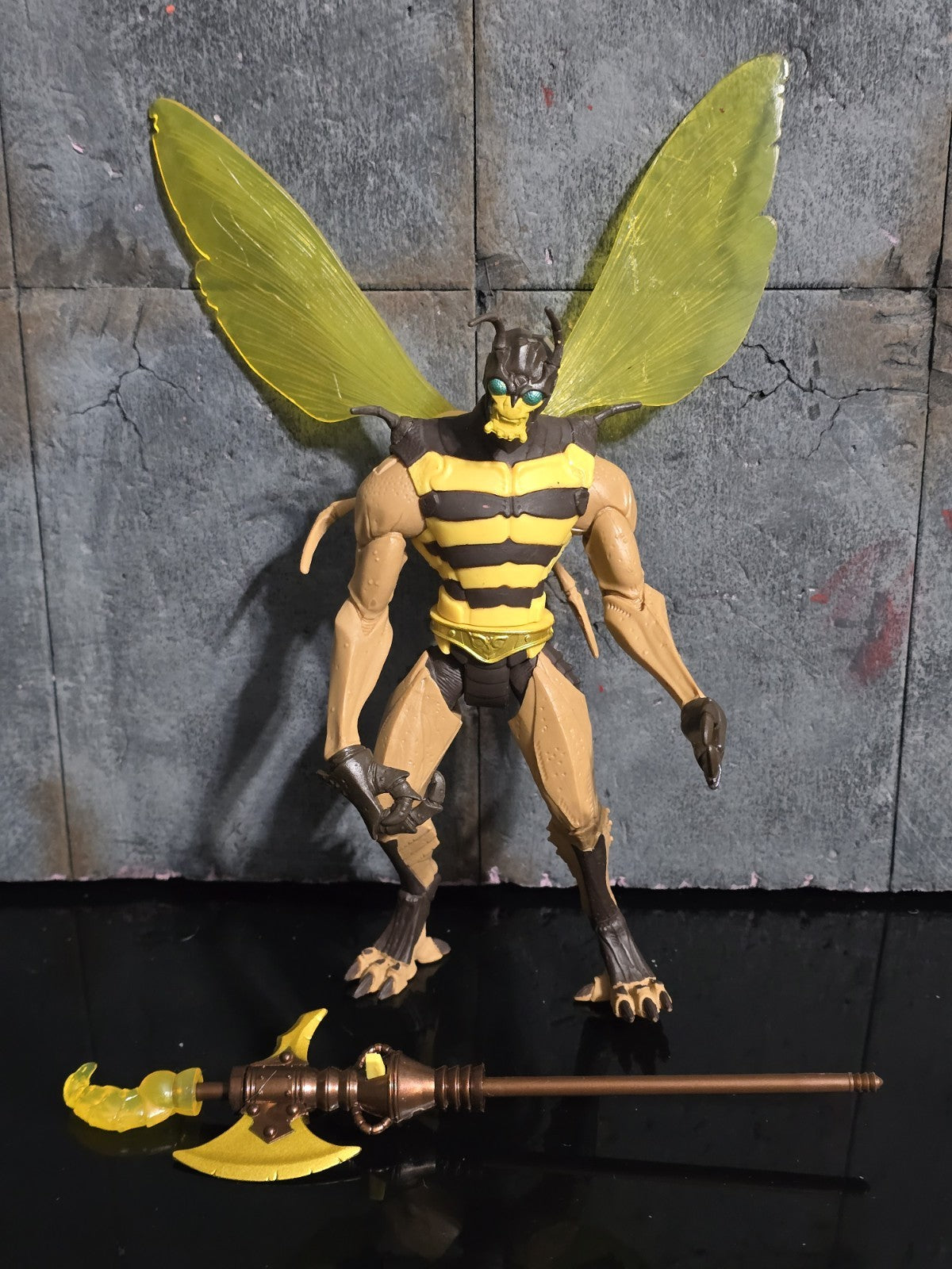 Buzz-Off Action Figure He-Man Masters of the Universe 2002 Mattel Complete