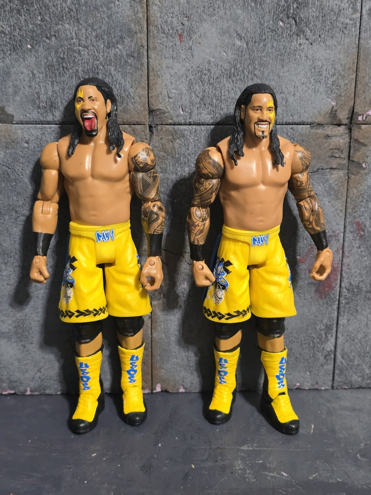 2013 WWE The Uso’s Mattel Battle Pack Series 28 Wrestling Action Figure
