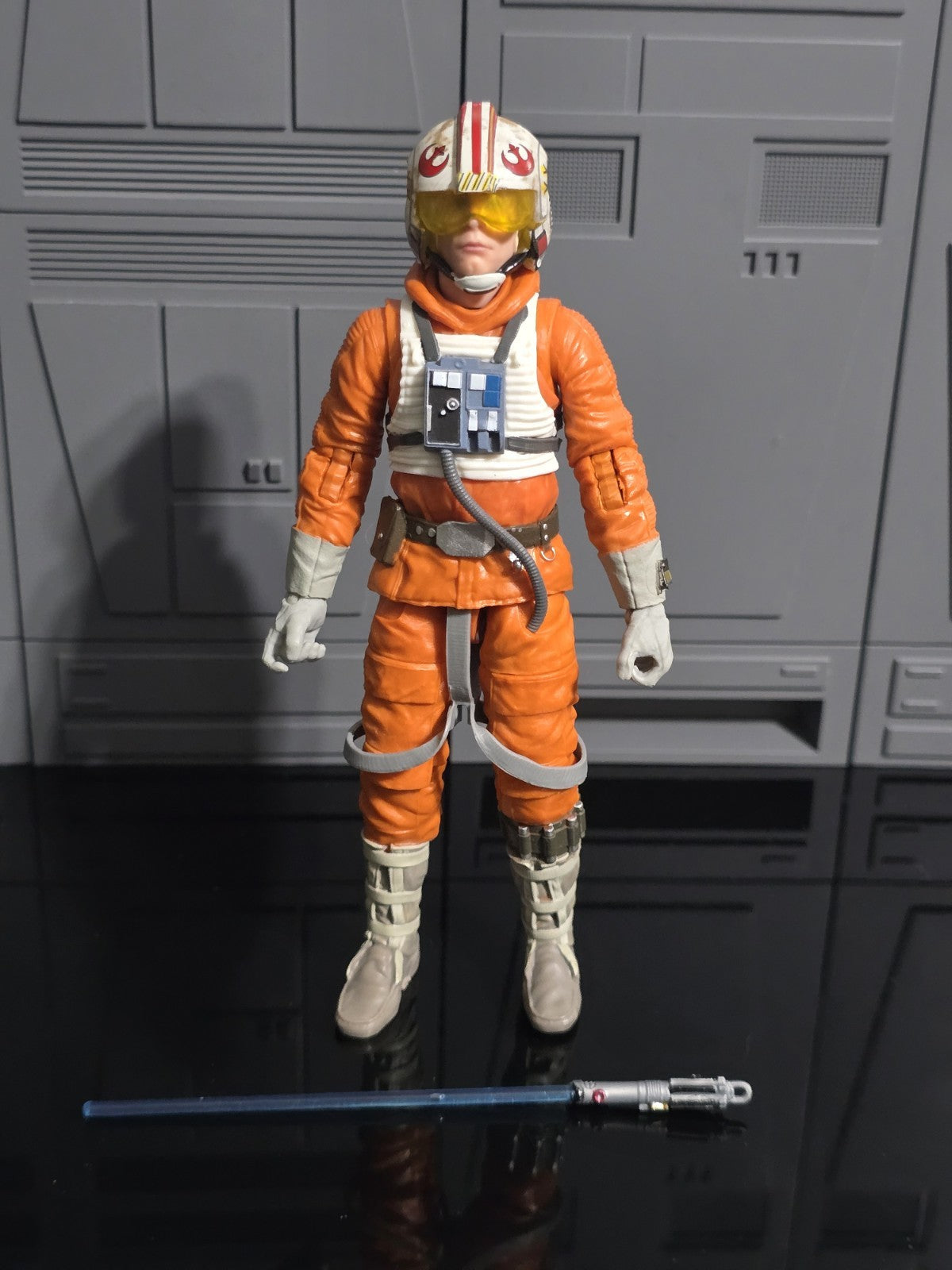 Star Wars Black Series ~ 6" LUKE SKYWALKER (SNOWSPEEDER)(40TH ANNIVERSARY)