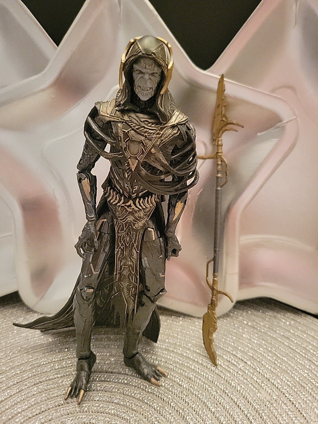 Hasbro Marvel Legends CORVUS GLAIVE from 2 pack Avengers Infinity War COMPLETE