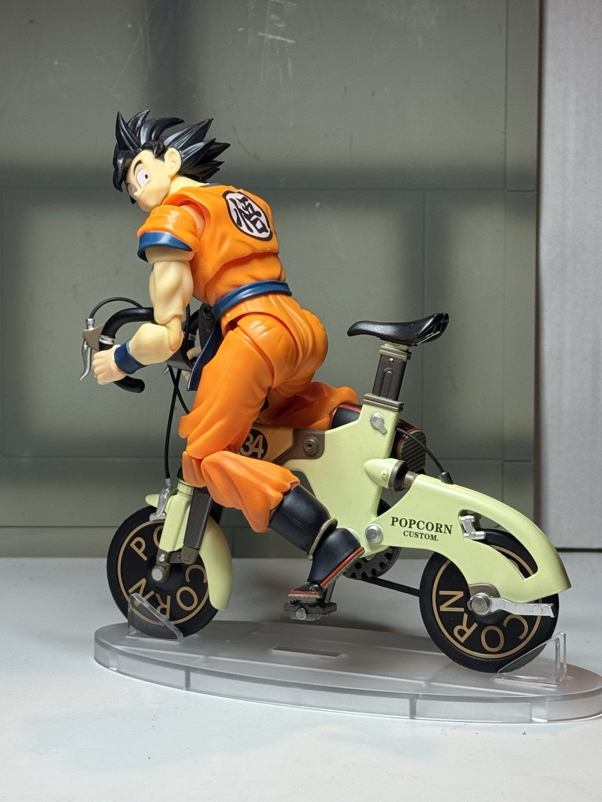 Custom Figuarts Goku w/ Bike TonsenArtToys Kamione 01A Volume 34 MangaCover