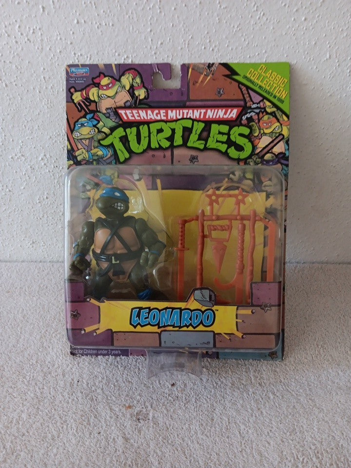 Teenage Mutant Ninja Turtles Leonardo Figure 1988 Playmates