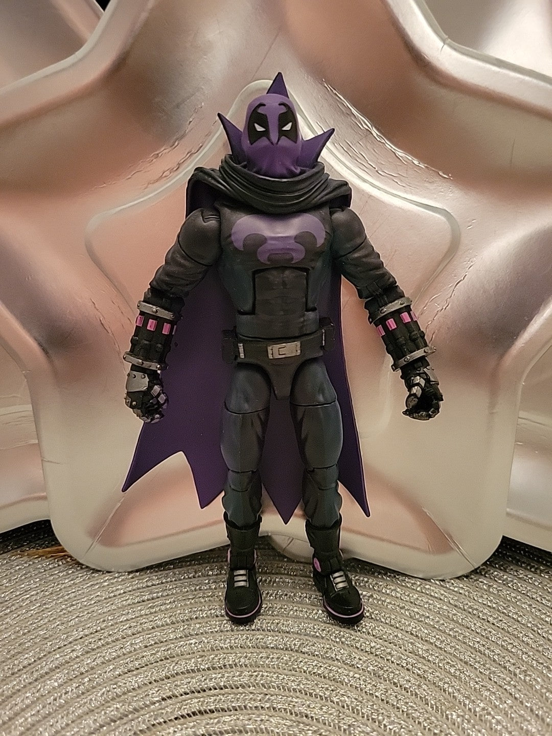 Marvel Legends Spider-Man Into The Spider-Verse Prowler Action Figure 6”