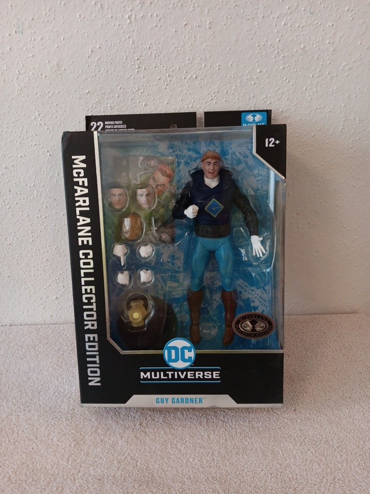 McFarlane DC Multiverse Guy Gardner 32 Platinum Edition
