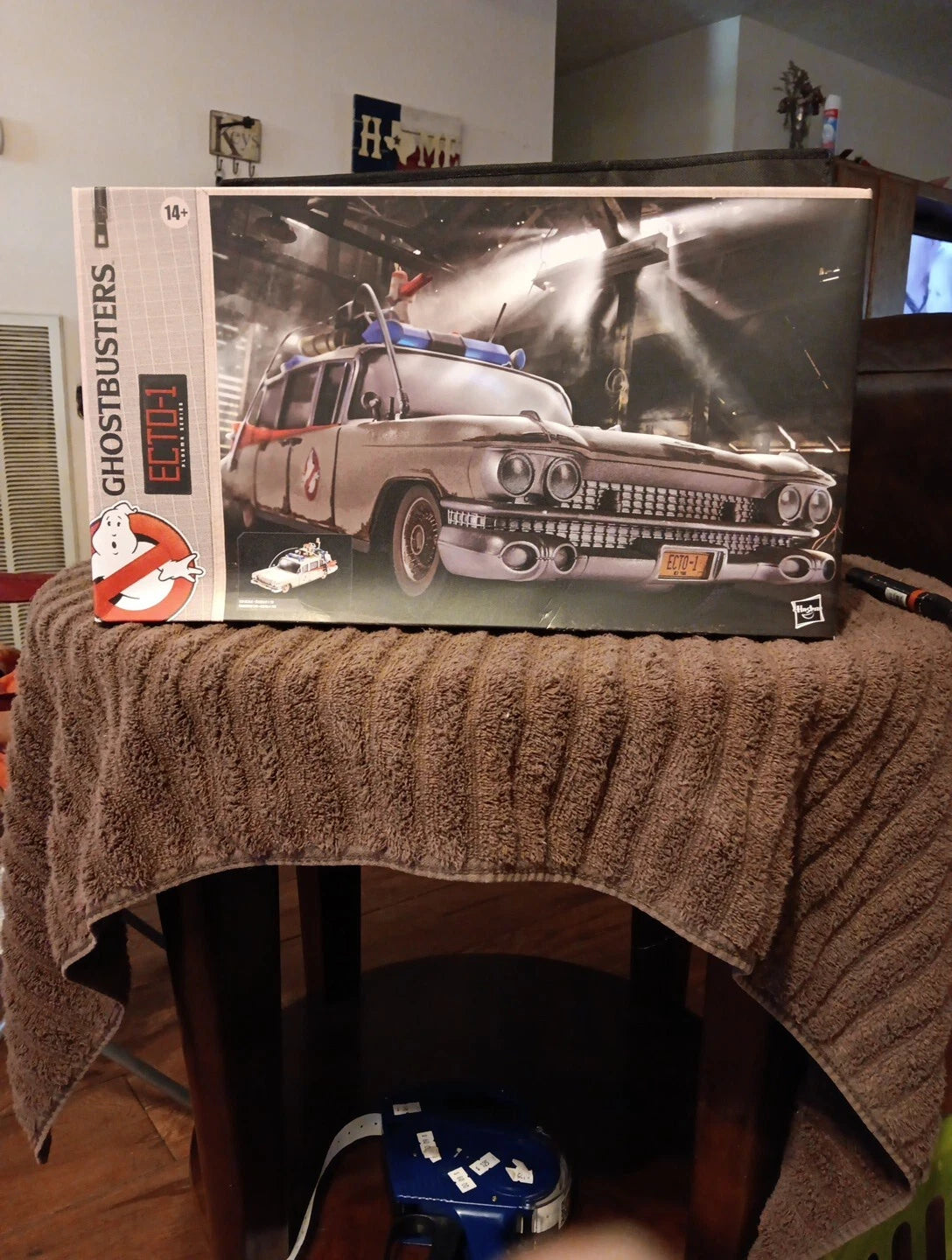Hasbro Ghostbusters ECTO 1 Vehicle GHB Plasma Series 1:18 Scale