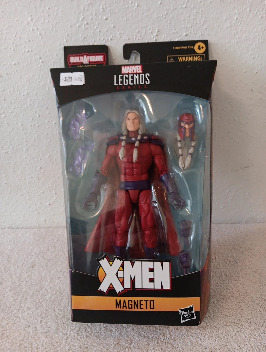 Hasbro Magneto 6 inch Action Figure X-Men