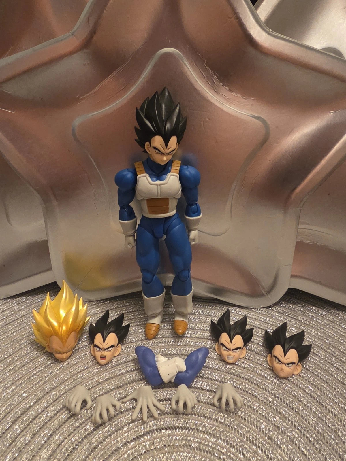 SH Figuarts Super Saiyan Vegeta Dangerous Pride Action Figure Loose A5