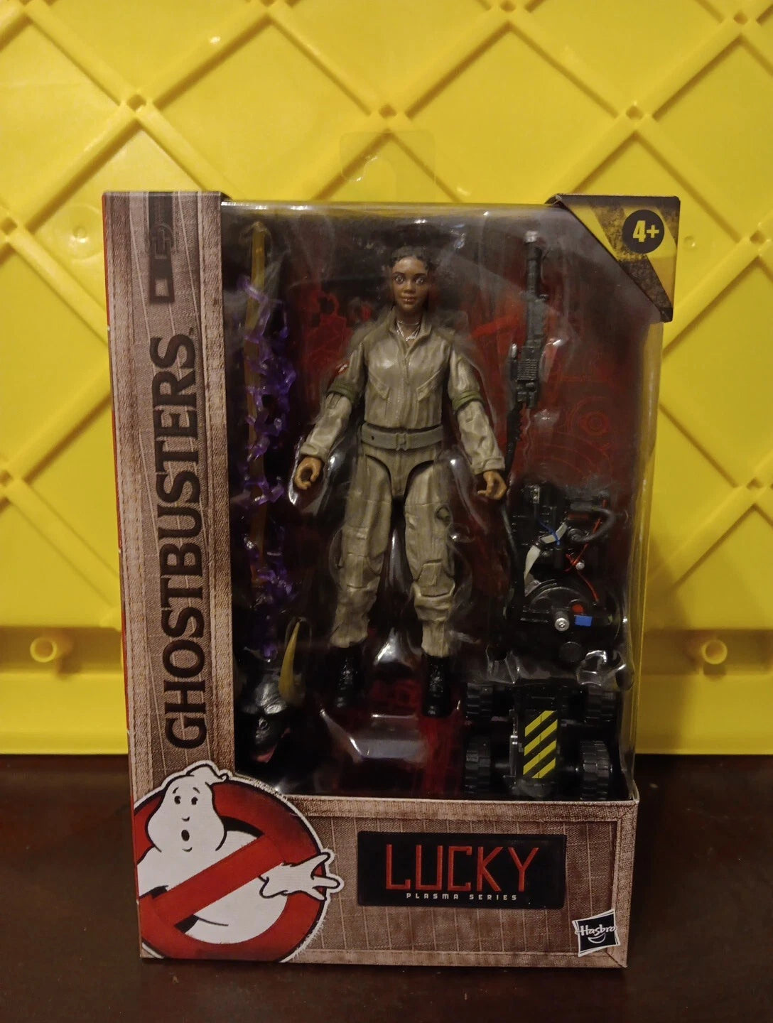 Hasbro - Ghostbusters Plasma Series "Lucky" Action Figure - New Sealed