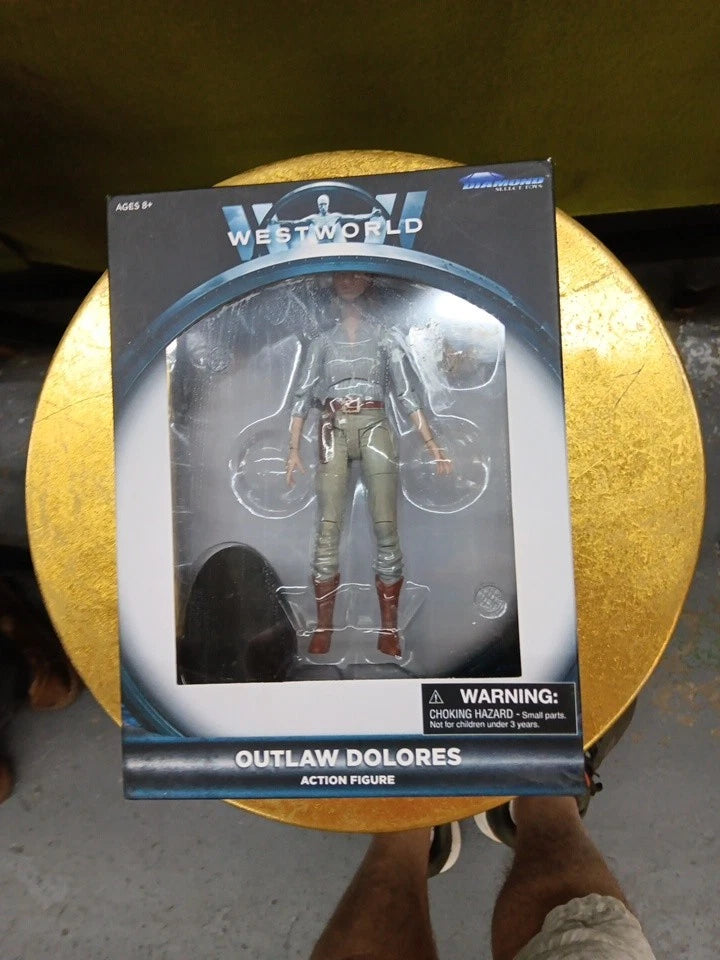 Diamond Select Westworld Outlaw Dolores Action Figure