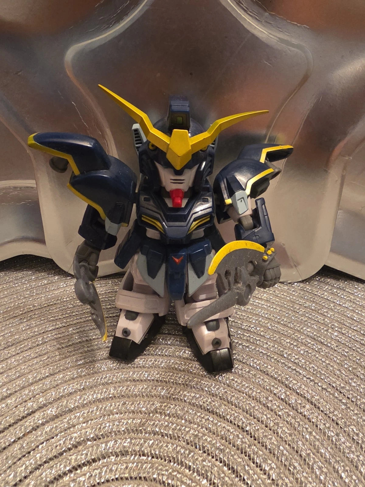 2004 Bandai SD Gundam Deathscythe Mobile Suit Action Figure