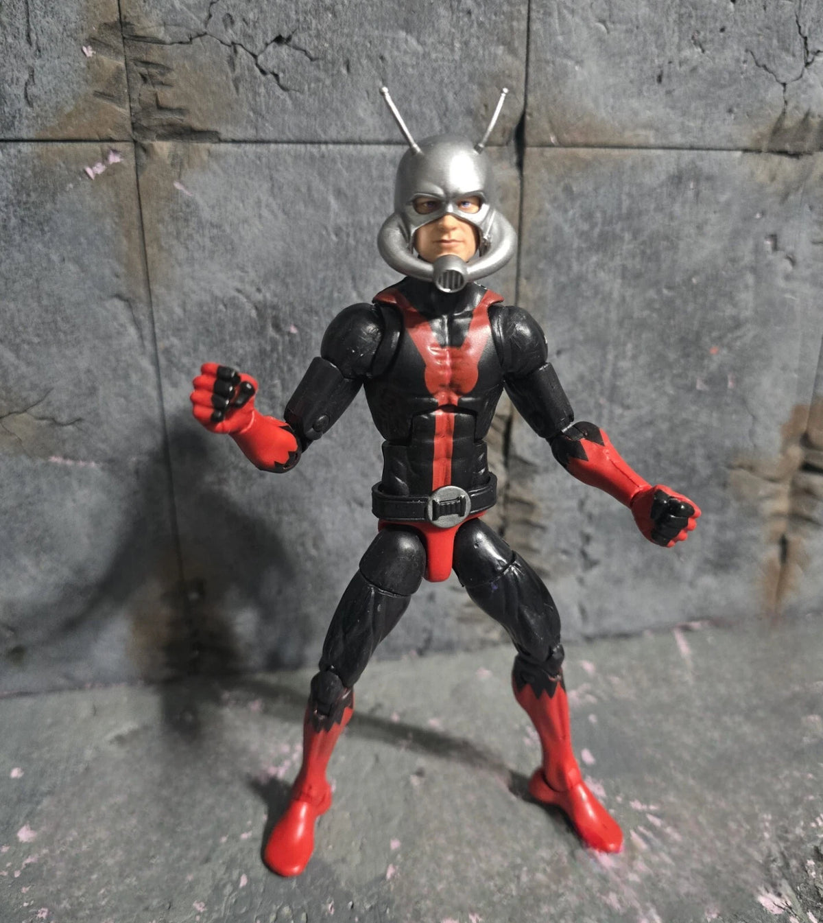 Ant-Man Marvel Legends Black Ant