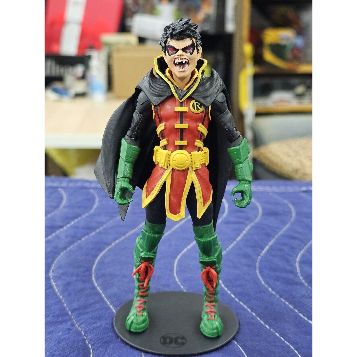 Vampire Robin KITBASH McFarlane DC Multiverse Gold Label: DC vs Vampires