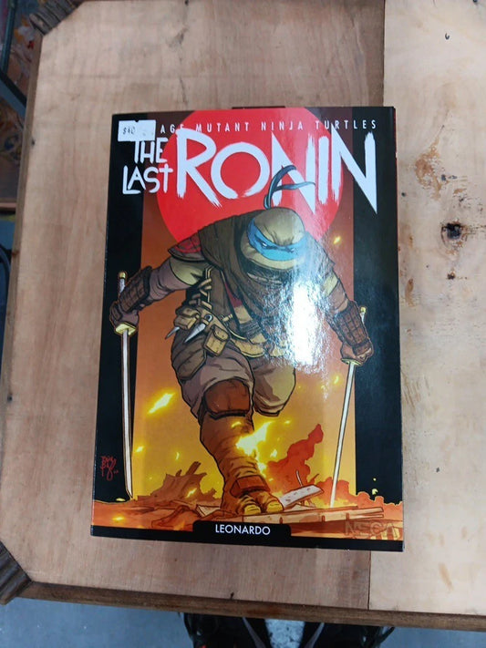 NECA Teenage Mutant Ninja Turtles The Last Ronin Leonardo 7" Action Figure