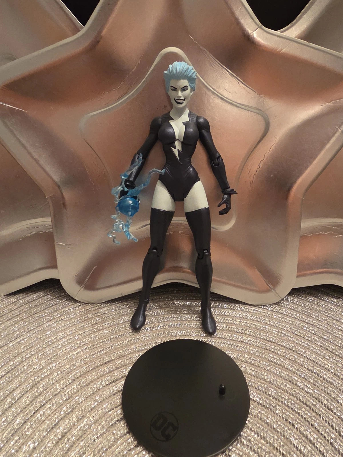 DC Direct Series 7 Live Wire 6" Action Figure Search for Kryptonite Loose