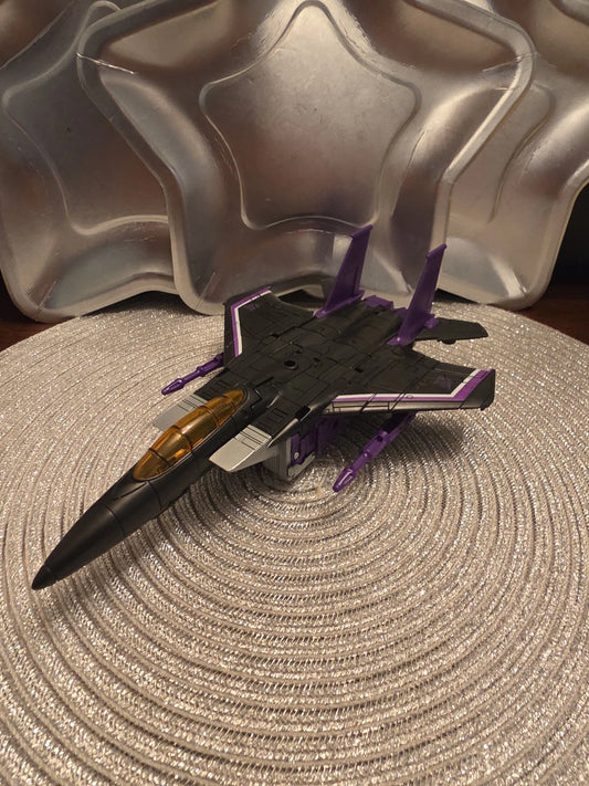 Transformers Earthrise Skywarp Complete Voyager War for Cybertron Generations