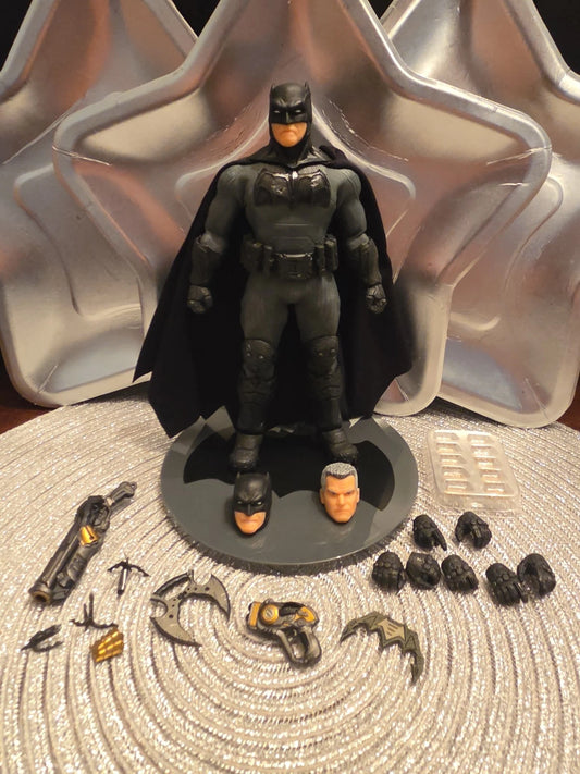 Mezco One 12 Supreme Knight Batman Action Figure Black and Gray