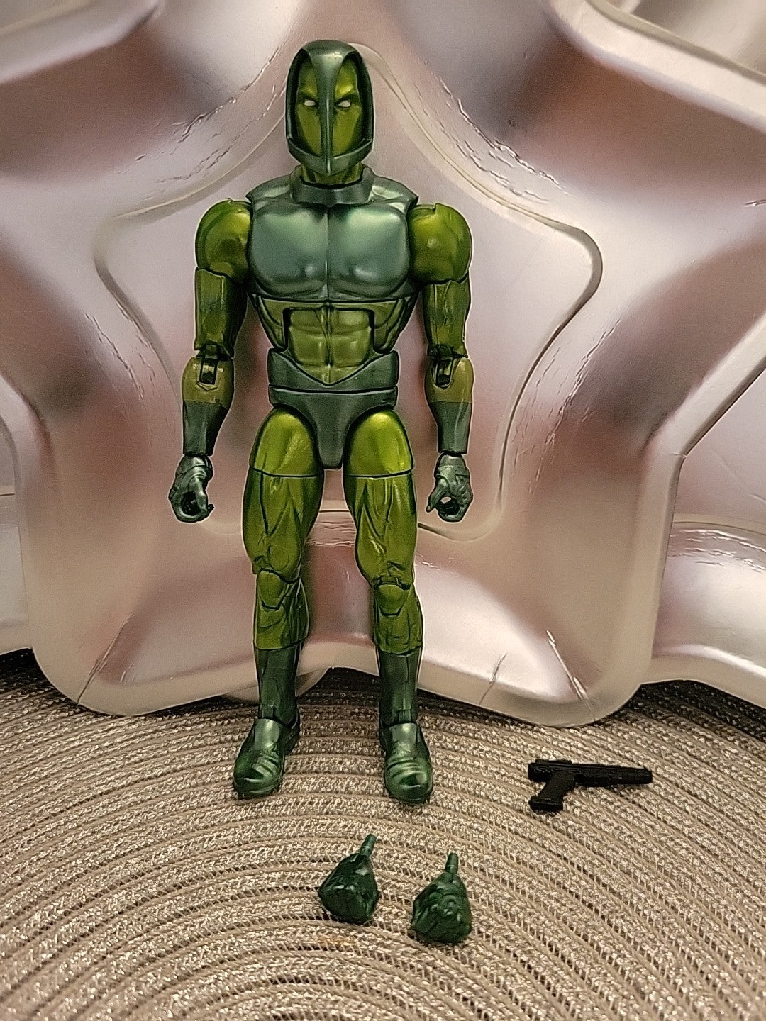 Marvel Legends VAULT GUARDSMAN 6" Figure (Ursa Major BAF Wave)