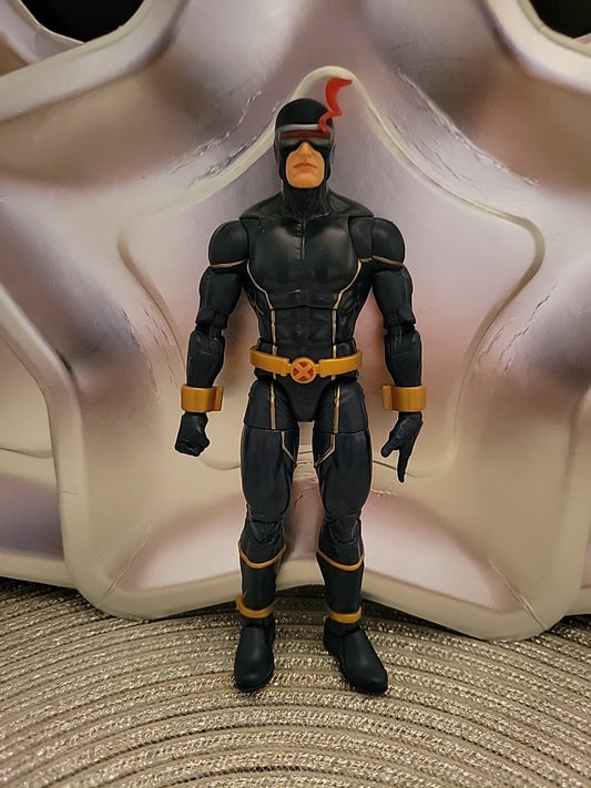 Marvel Legends Astonishing X-Men Cyclops Figure