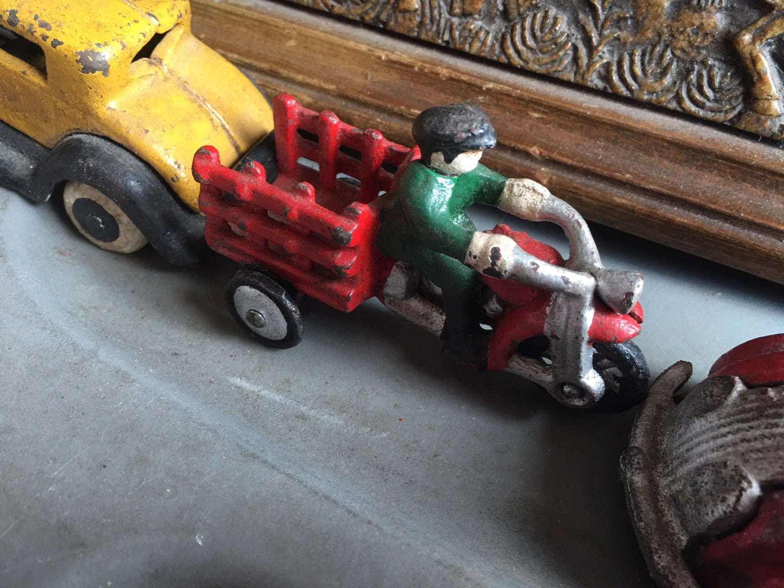 Vintage Cast Iron Trike Bike Bicycle Kid Car Toy Collectible