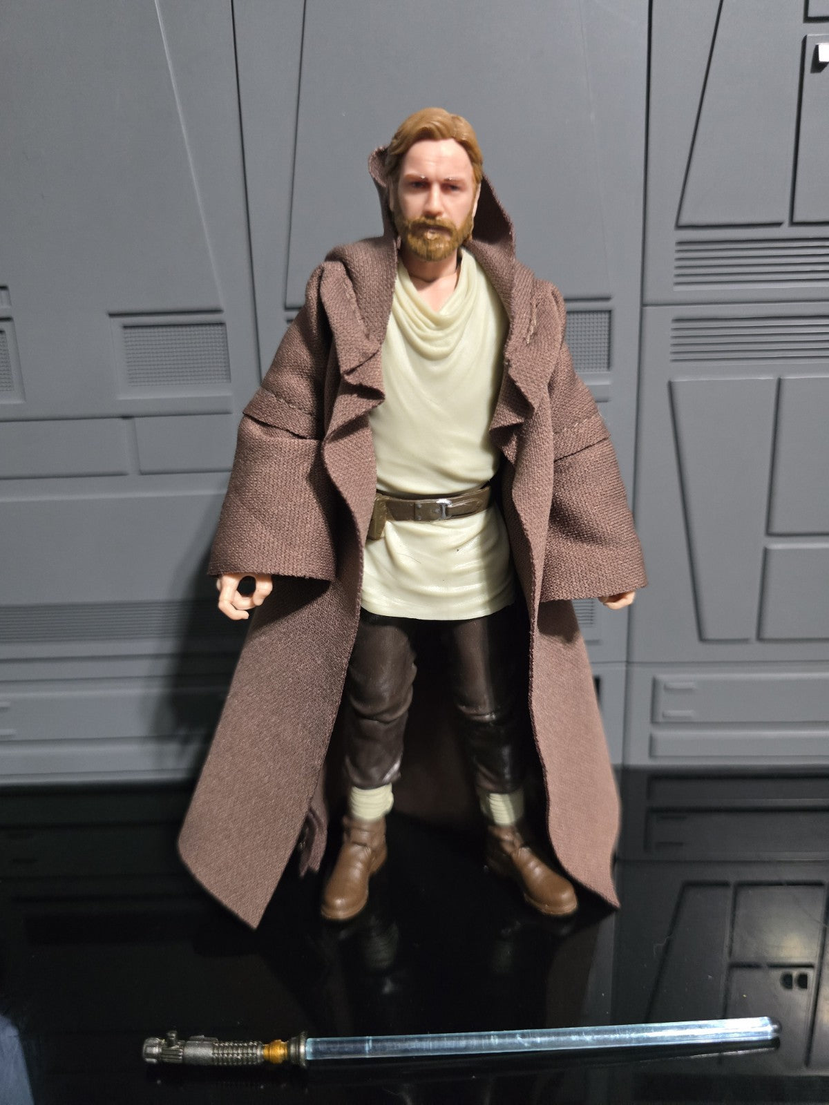 Hasbro Star Wars Black Series Obi-Wan Kenobi Action Figure Wandering Jedi