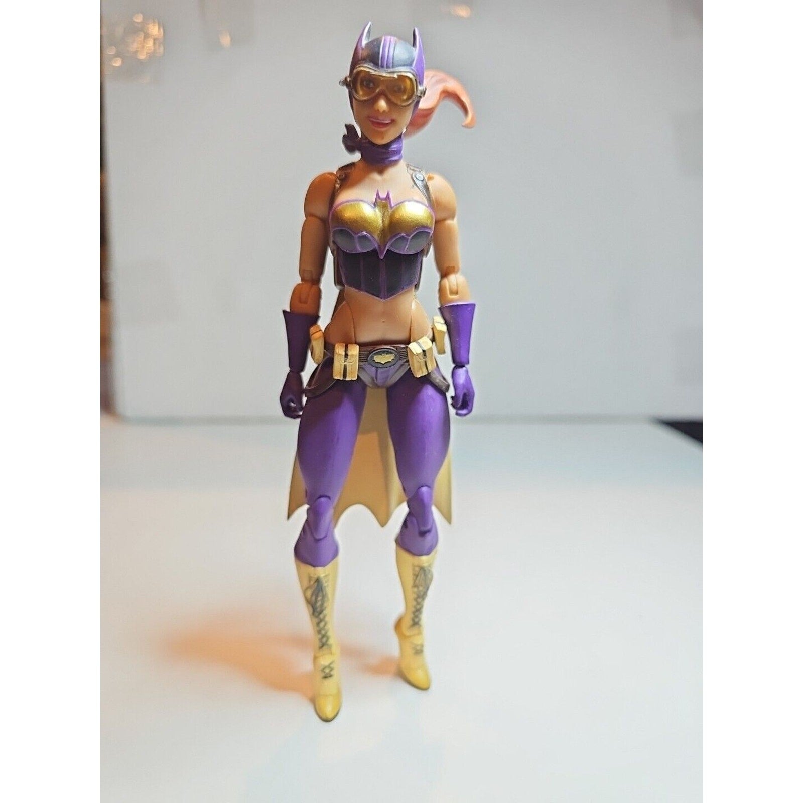 DC Collectibles Designer Series Ant Lucia Bombshells Batgirl 7” Action Figure