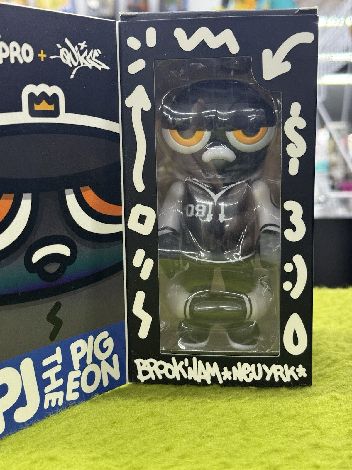 PJ the Pigeon TEQ Supigeon Teq63 by Quiccs X Martian Toys Brooklyn Bkny Neuyrk