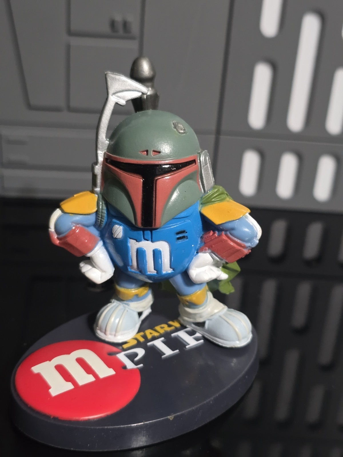 2005 Mandalorian Boba Fett Blue M&M's 2.5" PVC Action Figure Star Wars mPire