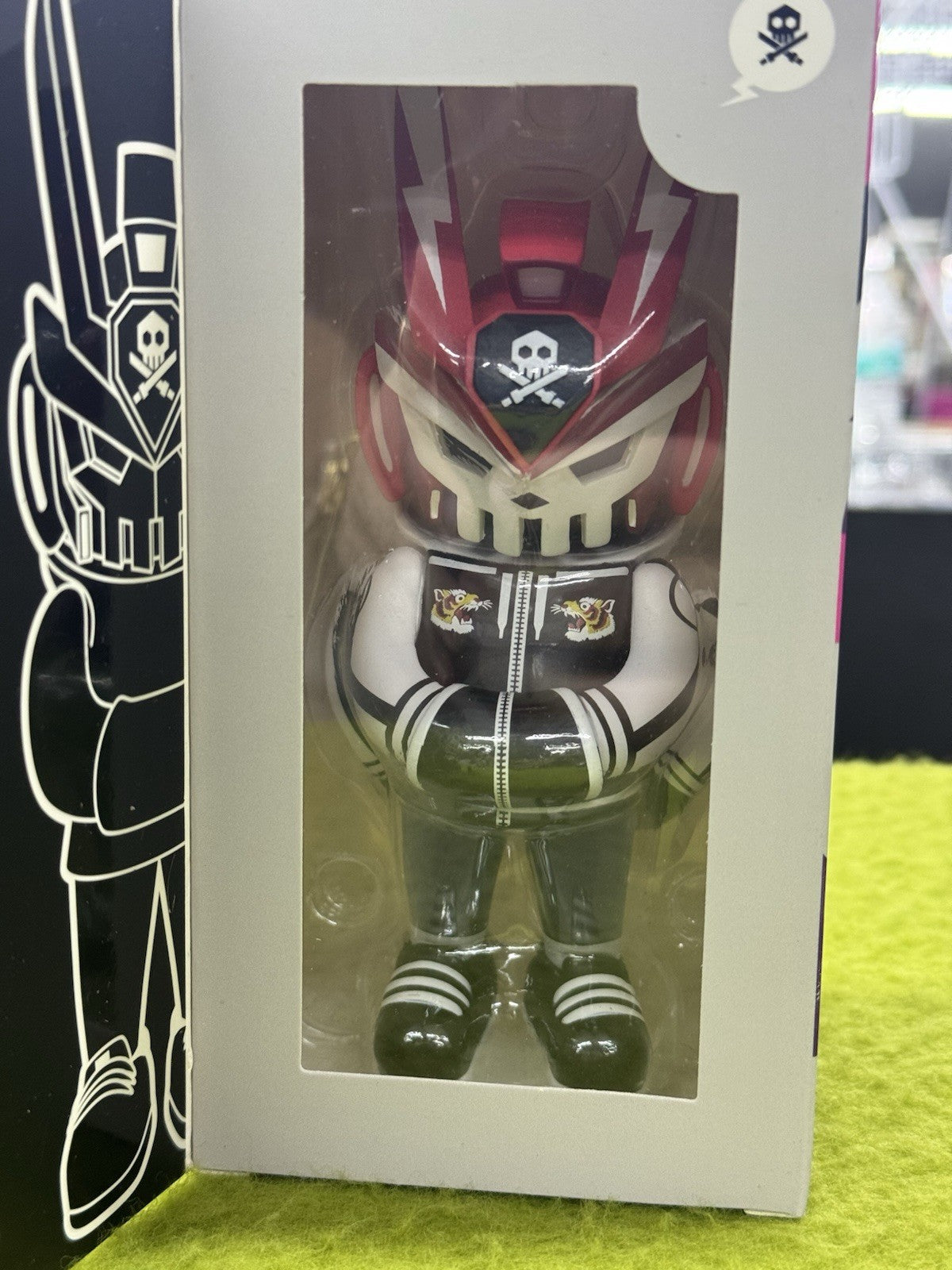 Hong Kong Skull TEQ63 Classic 6" TEQ 63 by Quiccs x Elphonso Lam x Martian Toys