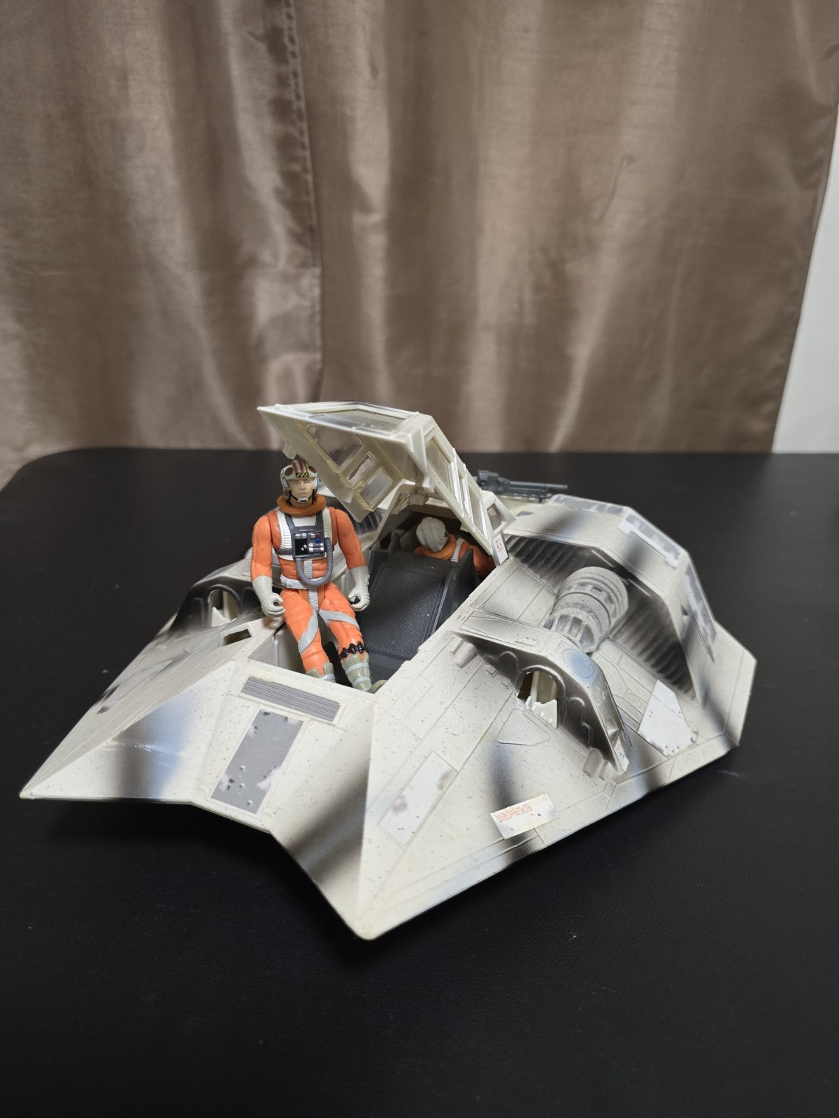 2002 Star Wars Snowspeeder With Luke Skywalker Incomplete