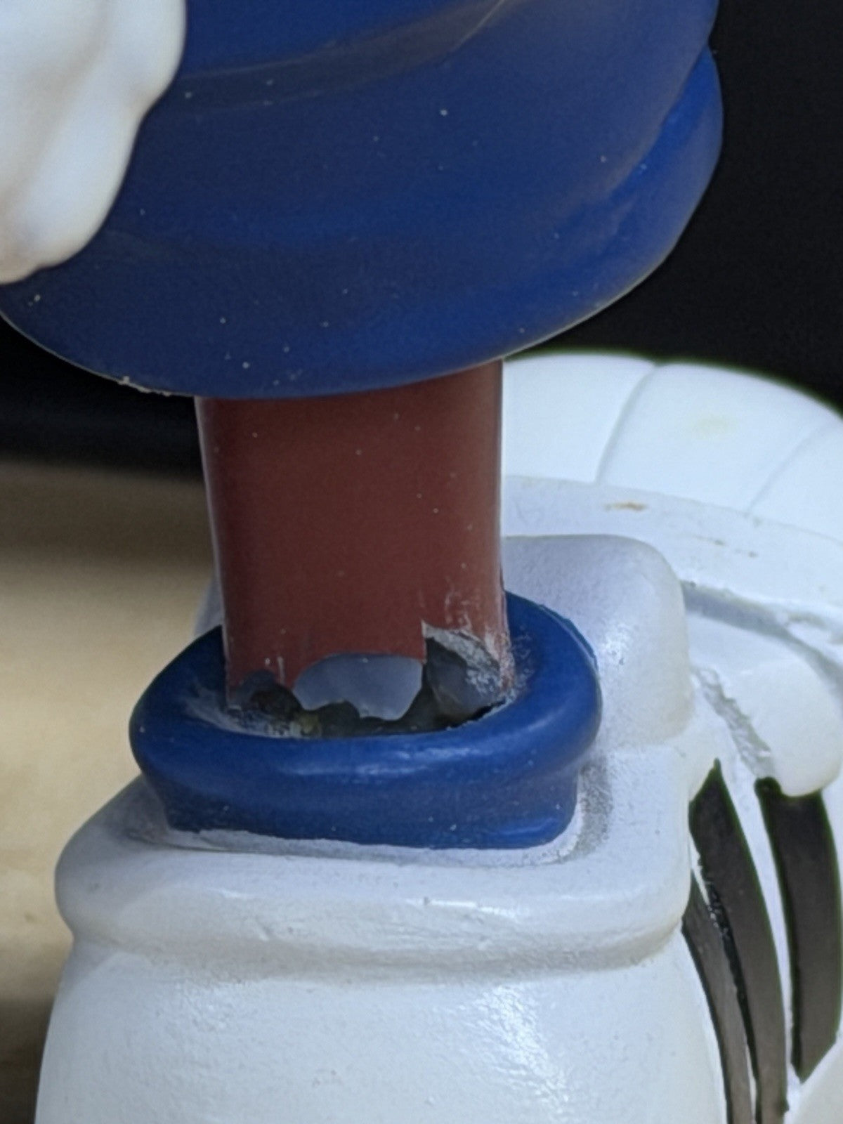 Nesquiccs TEQ63 6″ Resin Figure – Quiccs x Chknhead x Martian Toys REPAIRED Nesq