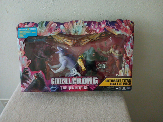 GODZILLA X KONG THE NEW EMPIRE ULTIMATE TITAN BATTLE PACK MOTHRA / SHIMO 