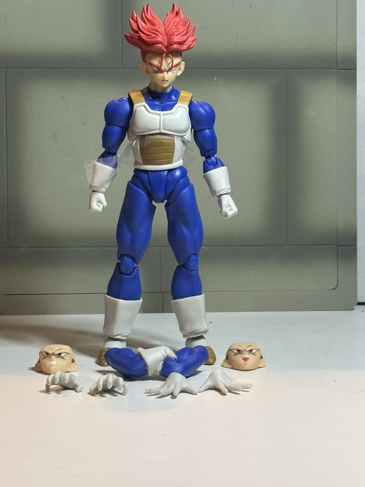 Custom Super Saiyan Red Trunks S.H. Figuarts w/ SSS head tonsenarttoys