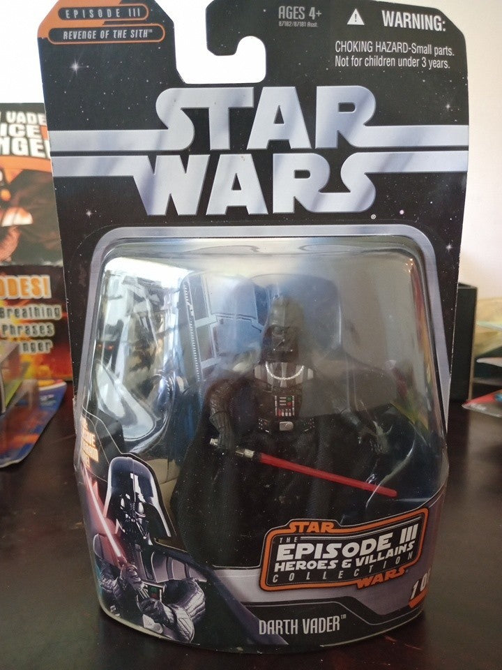 Star Wars Episode III Heroes & Villains Darth Vader 3.75" Action Figure 2006 New