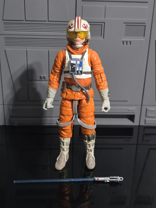 Star Wars Black Series ~ 6" LUKE SKYWALKER (SNOWSPEEDER)(40TH ANNIVERSARY)