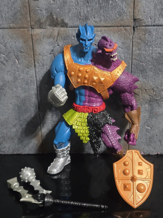 MOTU,TWO BAD,200x,figure,100% complete,Masters of the Universe,He Man R8