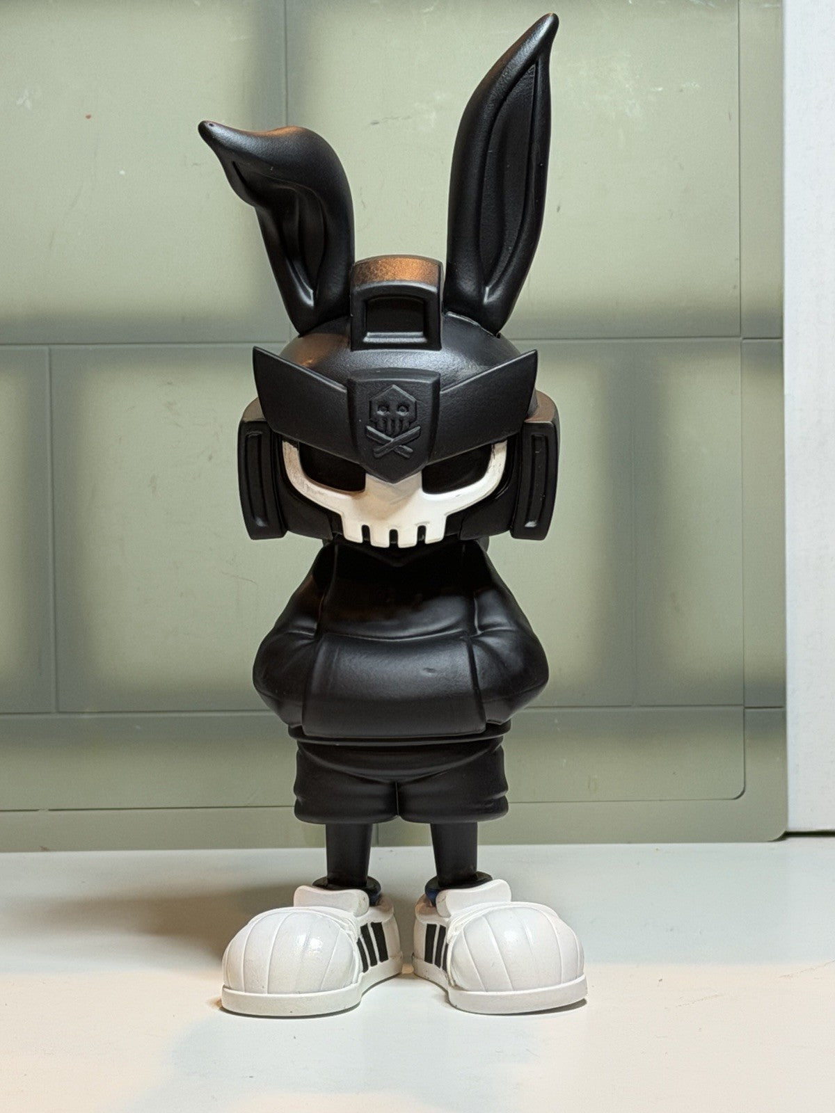 Custom 1/1 Blackout Nesquiccs TEQ63 Resin Quiccs x Chknhead x Martian Toys Nesq