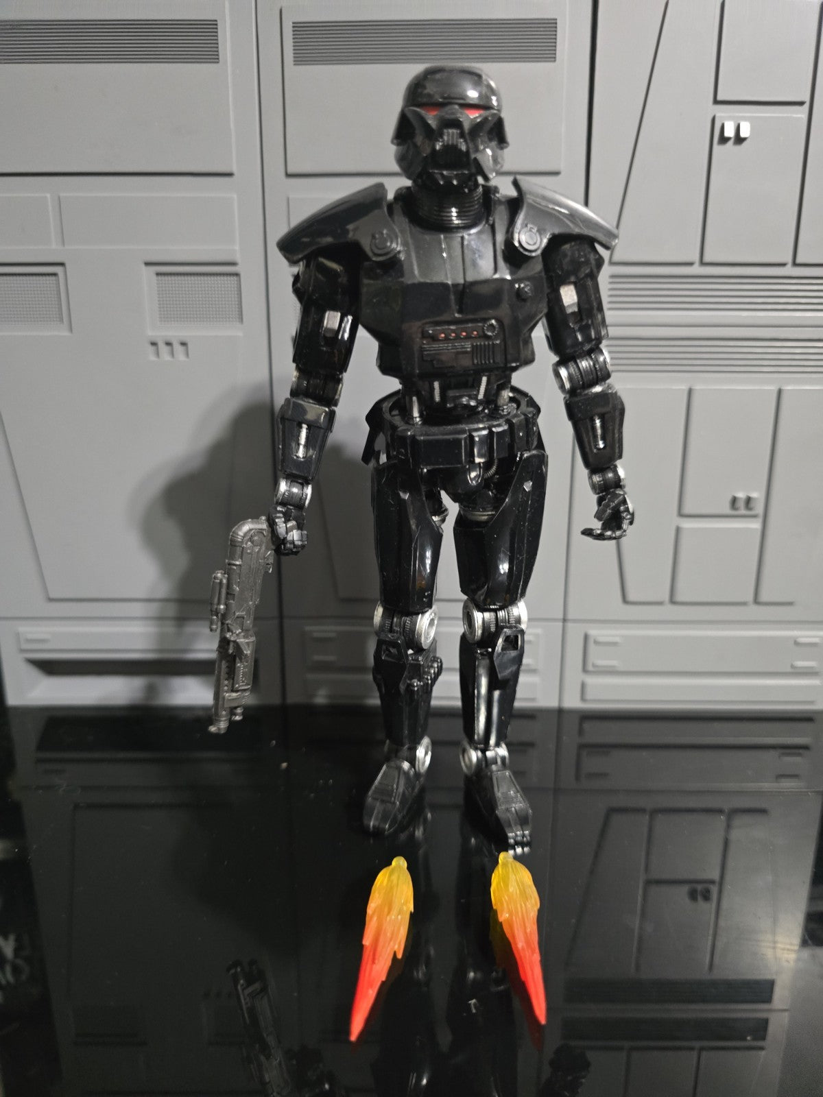 Star Wars The Black Series Dark Trooper 6-Inch Action Figure