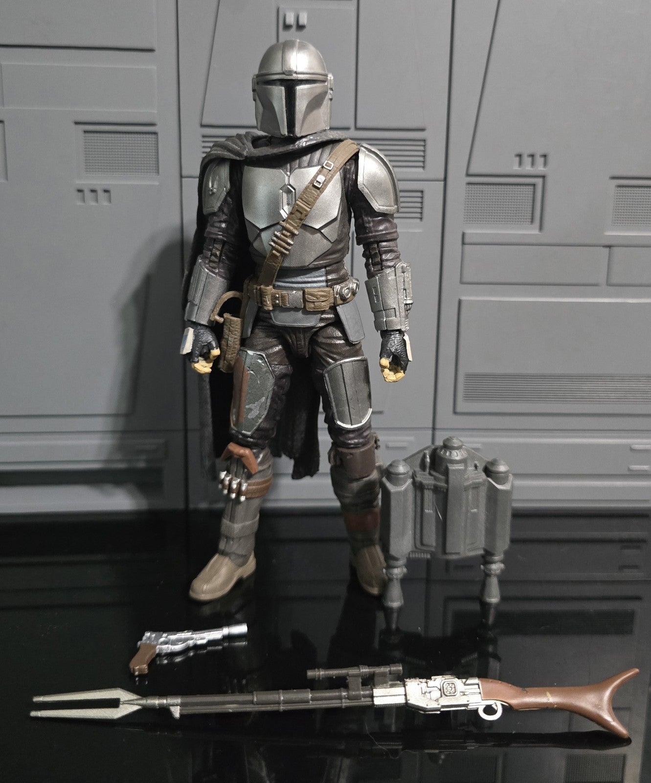 Star Wars Black Series The Mandalorian #01  Figure 