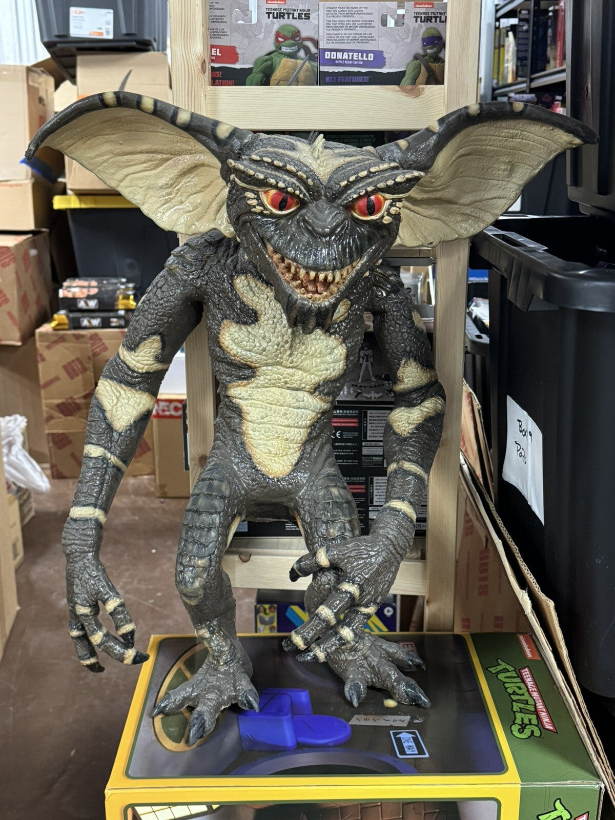 Evil Gremlin Trick Or Treat Studios - Gremlins Puppet Life-Size