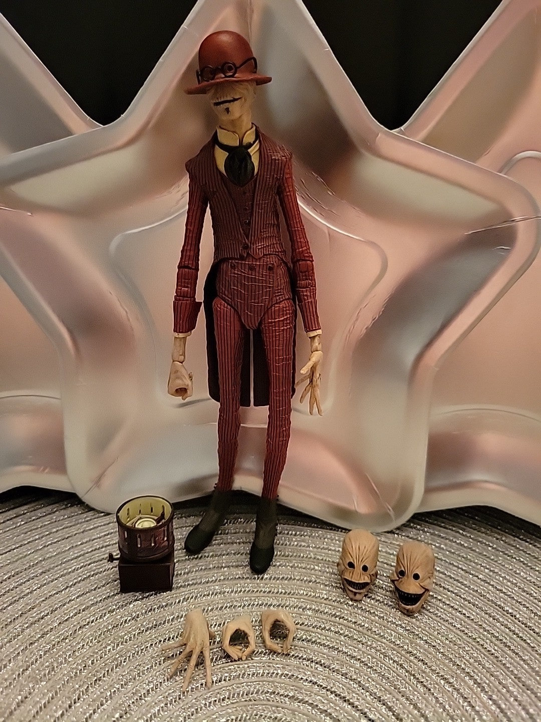 NECA The Conjuring Universe - Ultimate Crooked Man