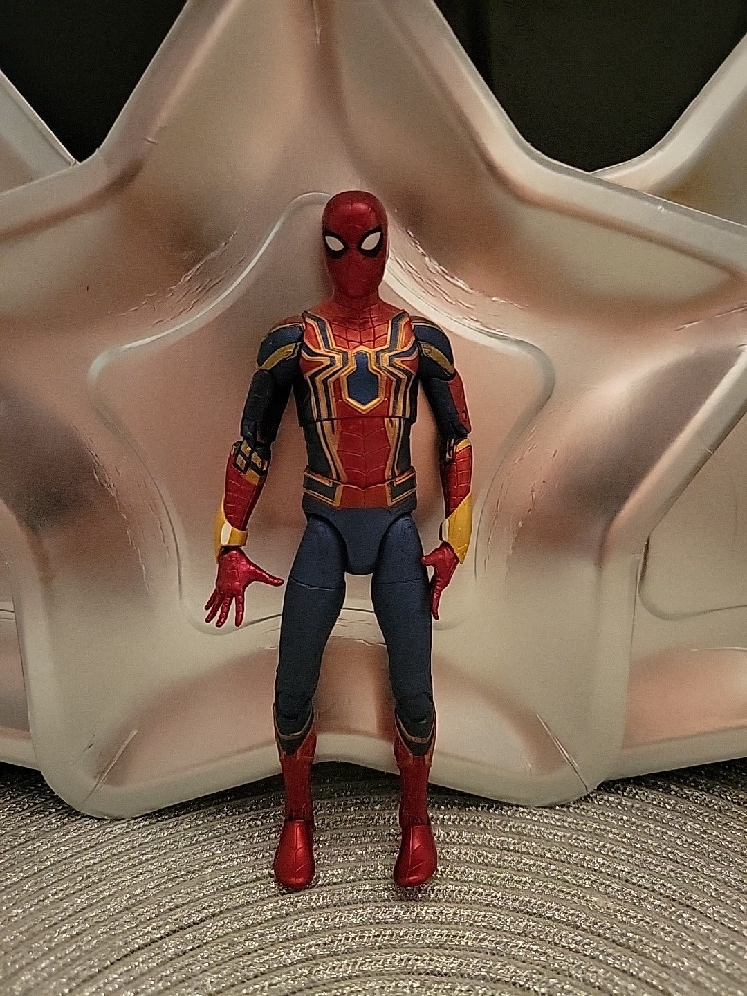 Marvel Select Iron SPIDER-MAN Avengers Infinity War 7" Scale Figure Diamond Toys
