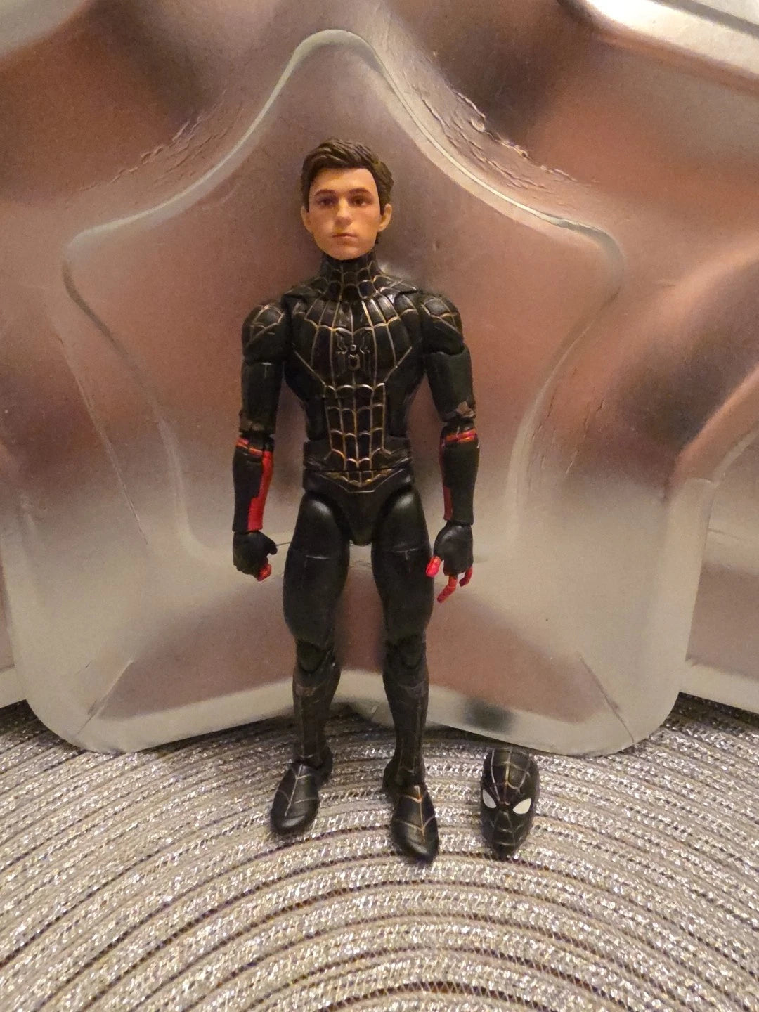 Marvel Legends Spider-Man Black & Gold Suit Peter Parker Head Custom/Kitbash