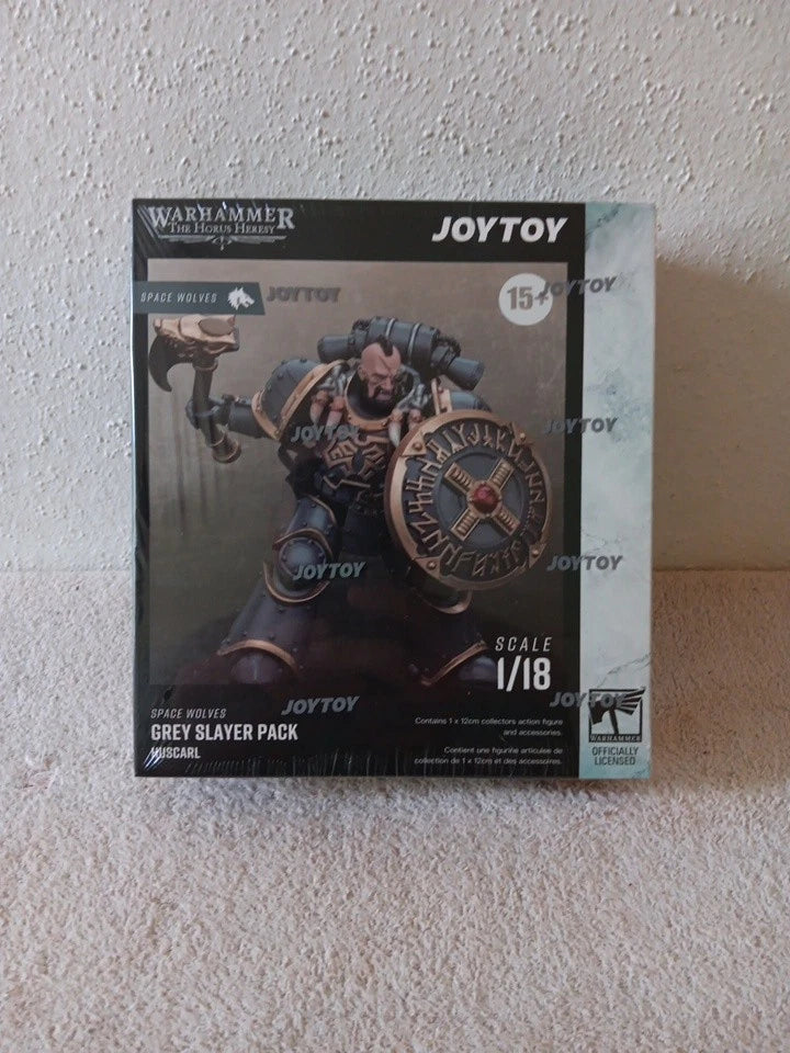 JOYTOY Warhammer 40k Spaces Wolves Grey Slayer Huscarl 1/18 Figure