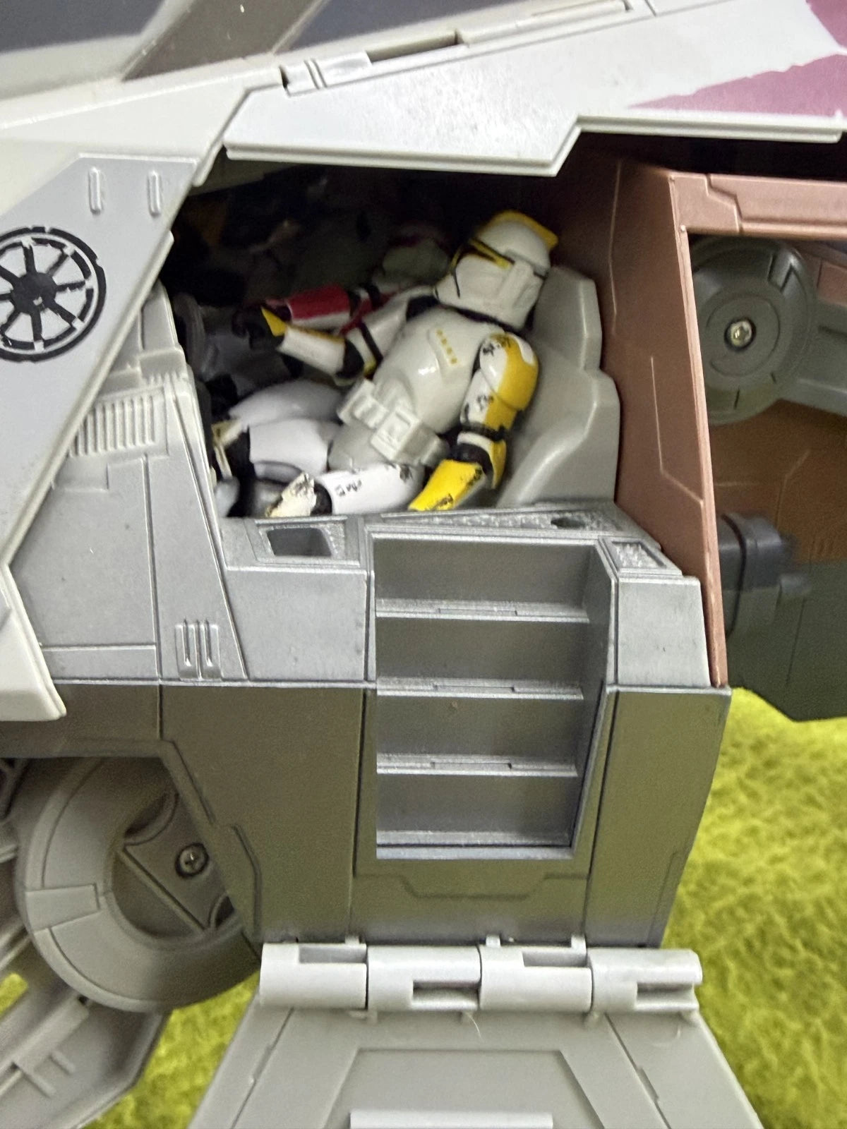 Star Wars Clone Wars At-te Walker 2008 w/ Clone Troopers & Commanders