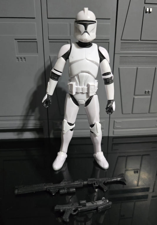 Star Wars TBS AOTC: Clone Troopers 6” Action Figure #02 Loose
