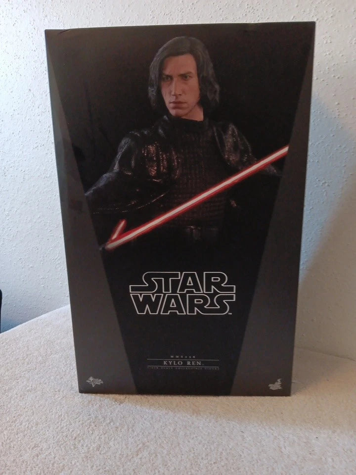 Hot Toys MMS 438 Star Wars The Last Jedi Kylo Ren Adam Driver